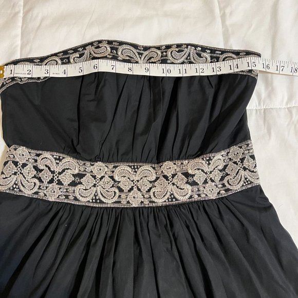 Banana Republic Black Silver Metallic embroidered size 4 - Picture 5 of 16